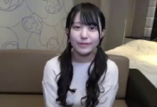 近期全网下海最极品青春漂亮的女神，偶像明星般的9分顶级颜值，大大的眼睛炯炯有神 高挑的身材